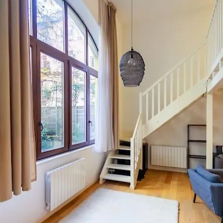 Duplex Spacieux Au Calme Apartment