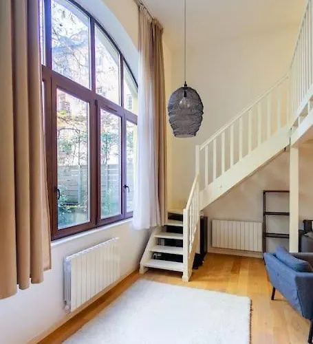 Duplex Spacieux Au Calme Apartment