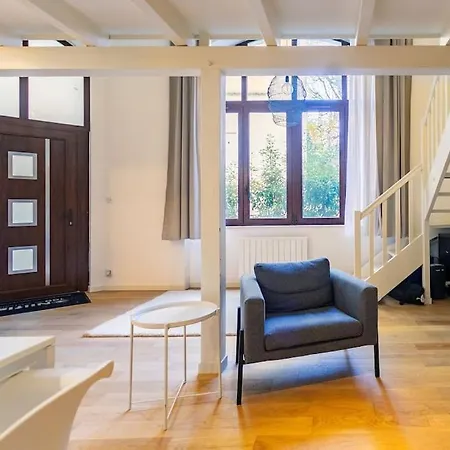 Apartment Duplex Spacieux Au Calme